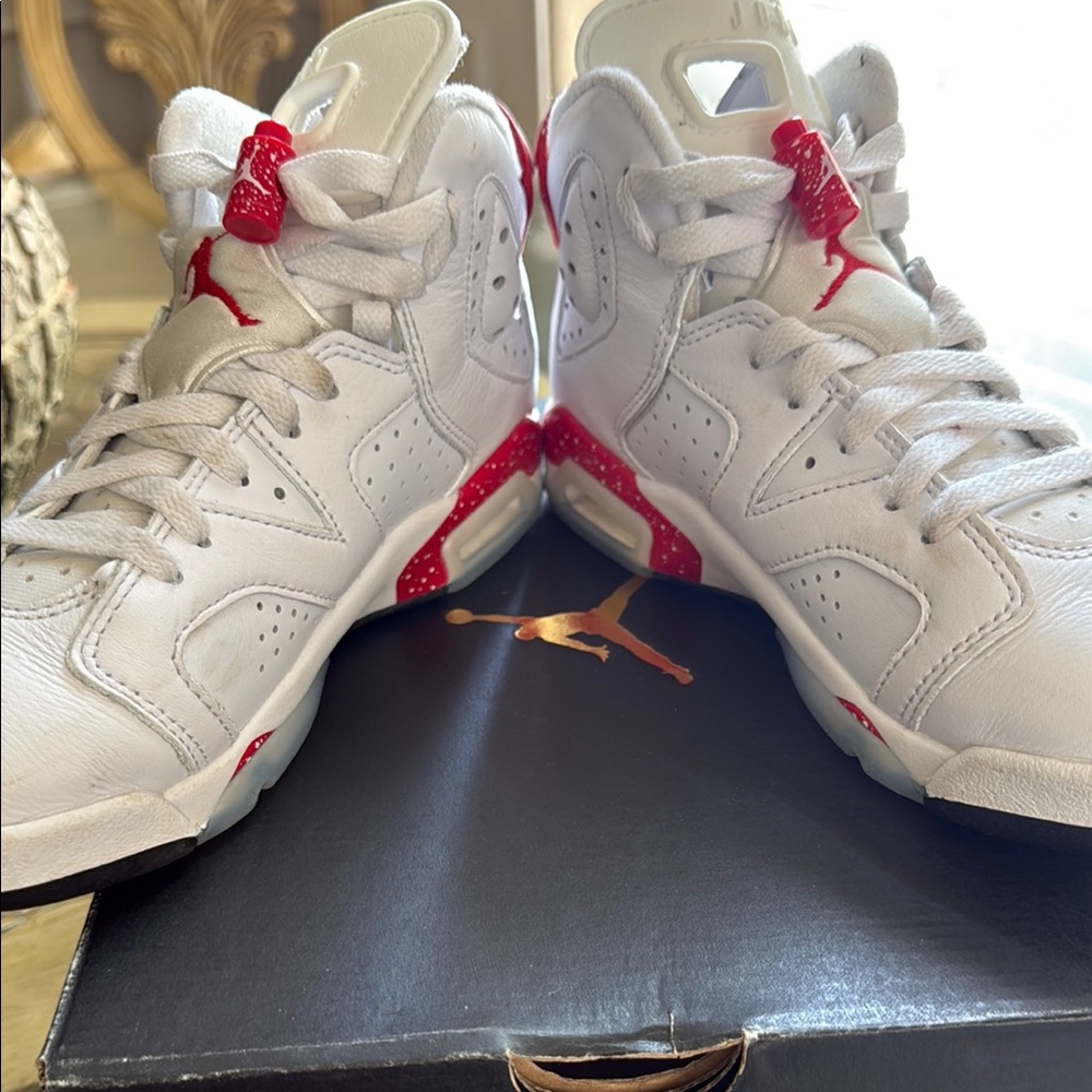 Jordan 6 Kids Sneakers - White and Red - Picture 5 of 11
